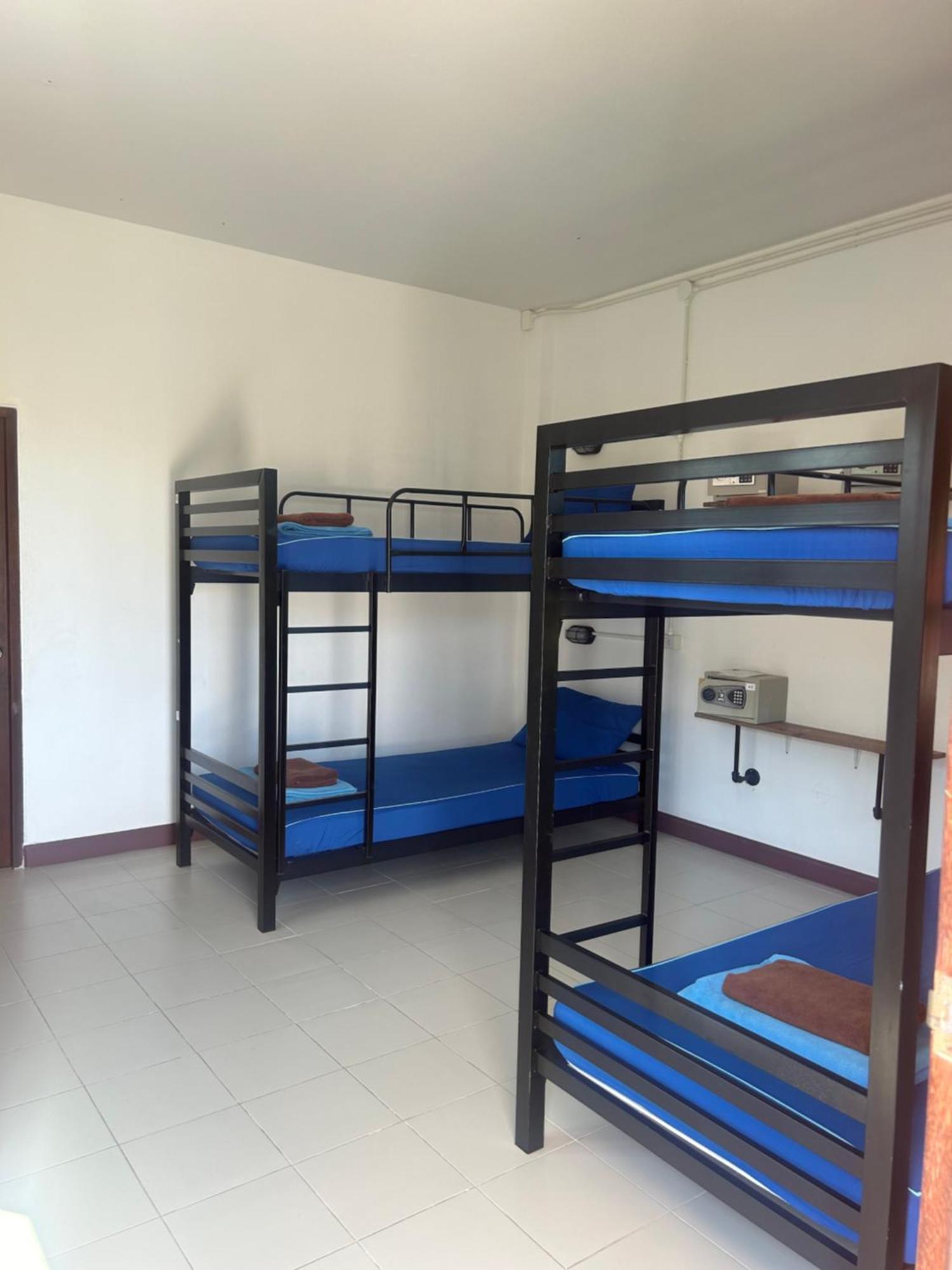 Hostel Sea Breeze Backpacker Ko Pha Ngan Exterior foto