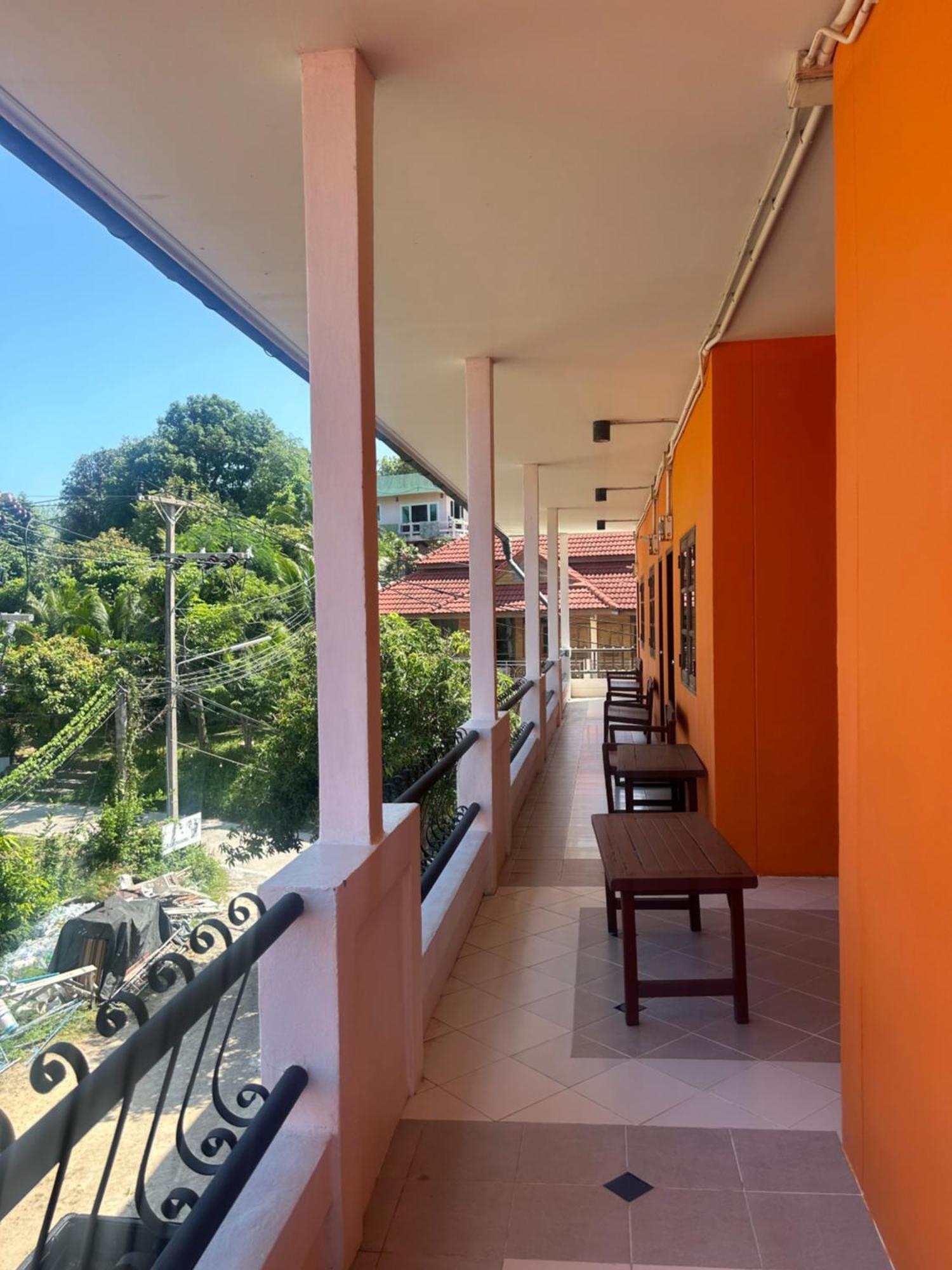 Hostel Sea Breeze Backpacker Ko Pha Ngan Exterior foto